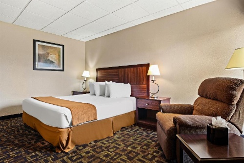 Rodeway Inn image 21